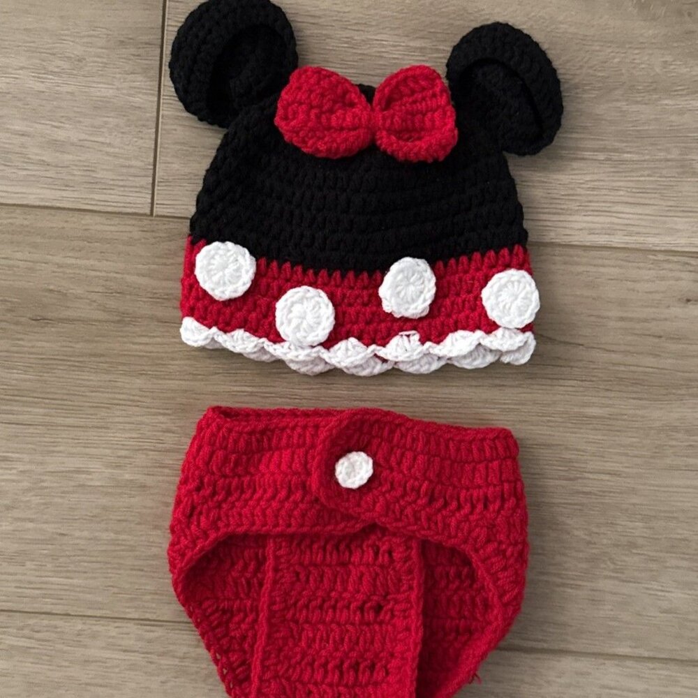 Handcrafted Crochet Disney Minni Mouse Newborn Outfit